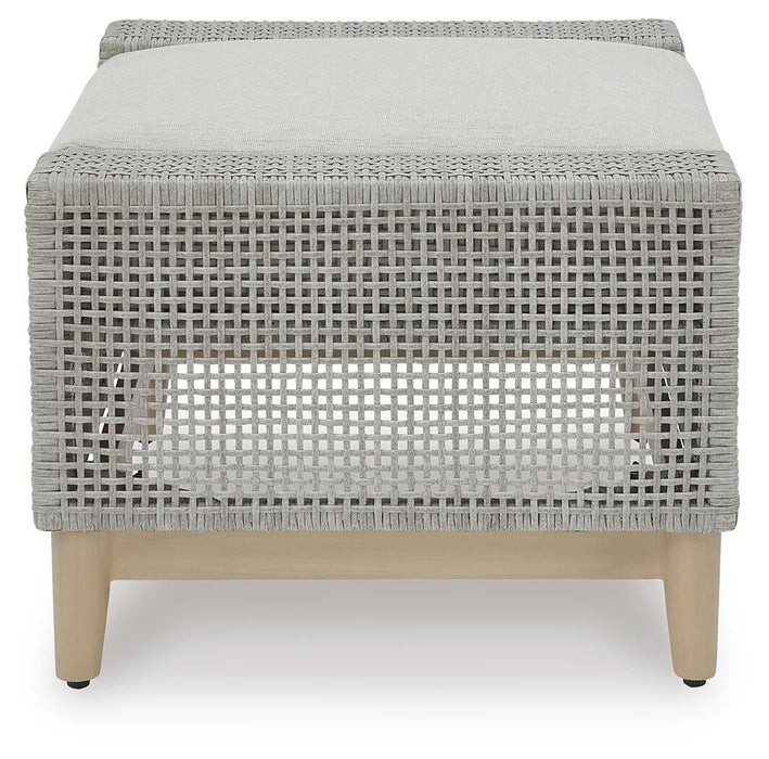 Seton Creek Ottoman with Cushion