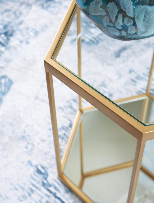 Veerwick Accent Cocktail Table